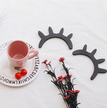 1 Pair Cute wood eyelash wall ornament home Home Furnishing baby room pose decorative Sleepy eyes wooden ornaments kids present