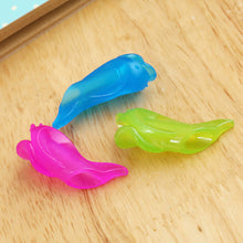 3 Pcs / Pack Wobi Child Children Pencil Students Hold A Pen Writing Posture Correction With Toys